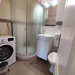 Mika アパート モスタル